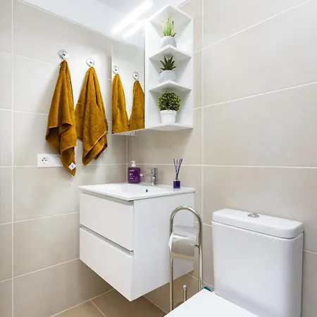 Home2book Coastal Apartment, *